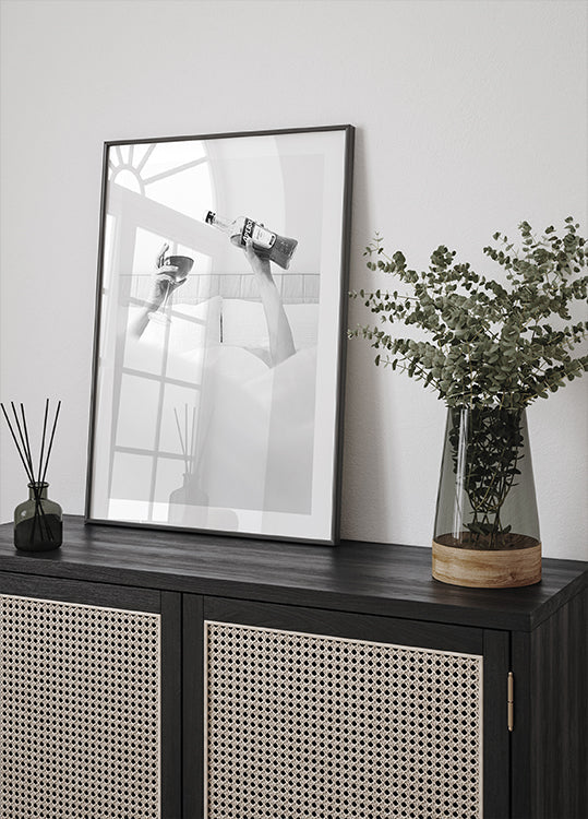 Poster in bianco e nero di Aperol a letto