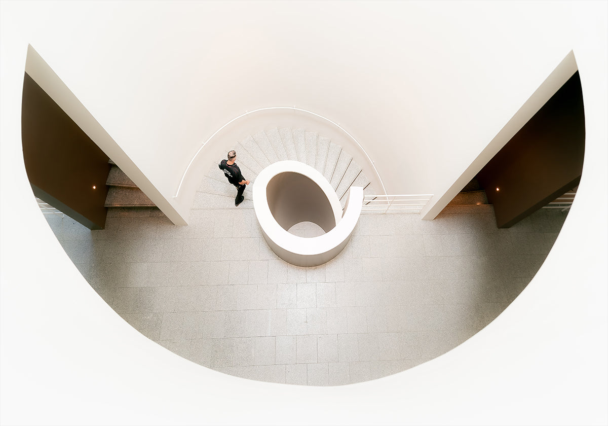 Manifesto al piano di sotto