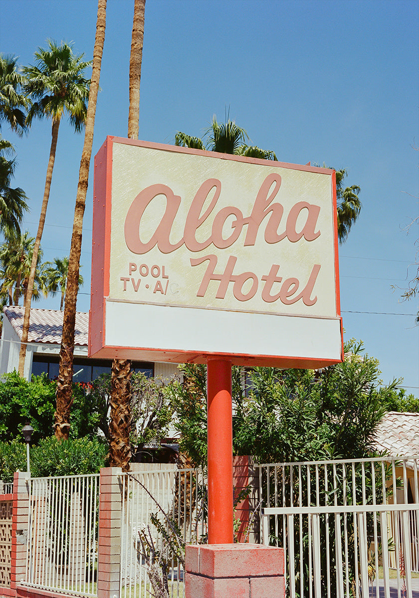 Aloha Hotel (NEW) - Posterbox