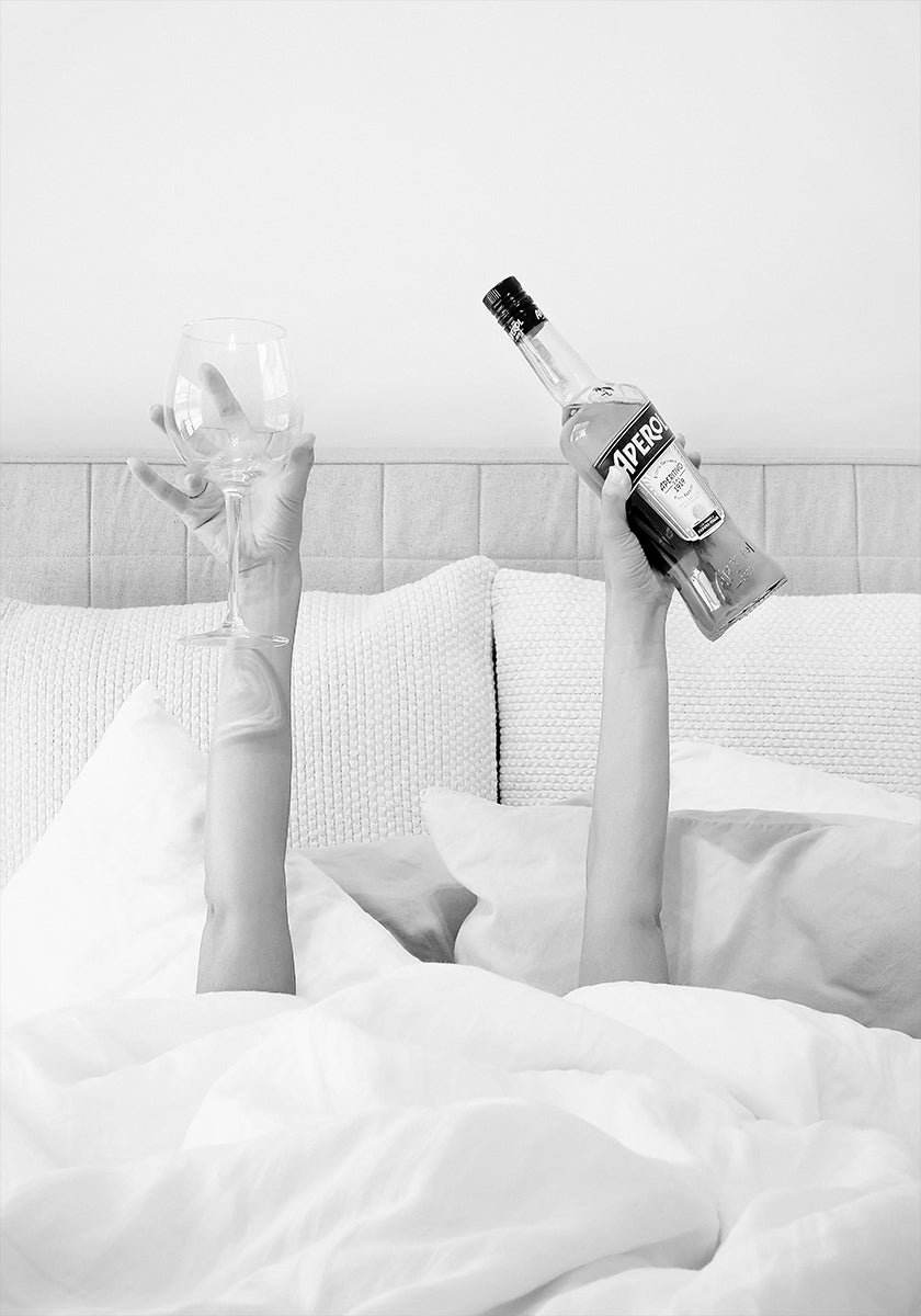 Aperol In Bed B&W Plakat