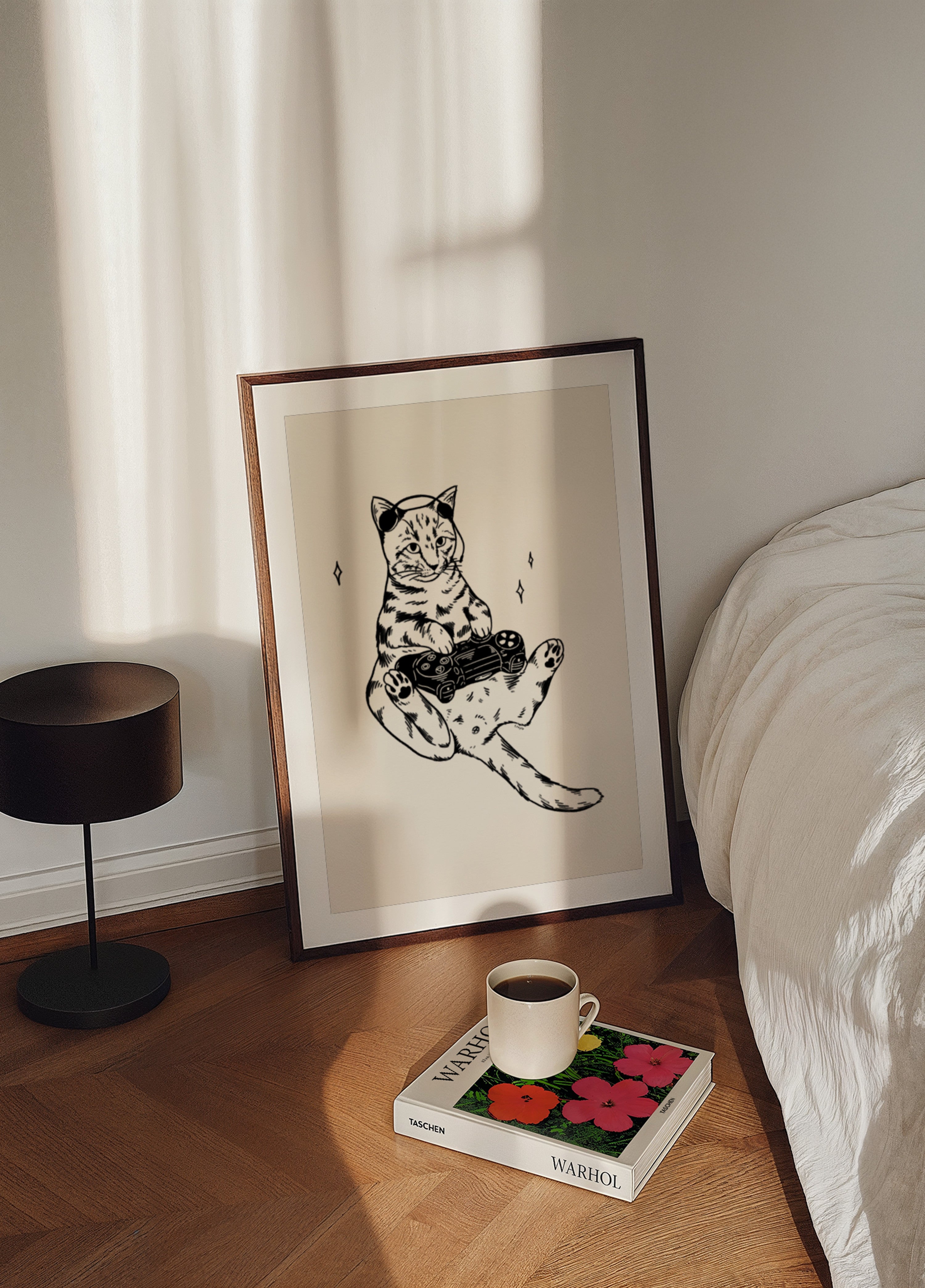 Gatto giocatore rilassato