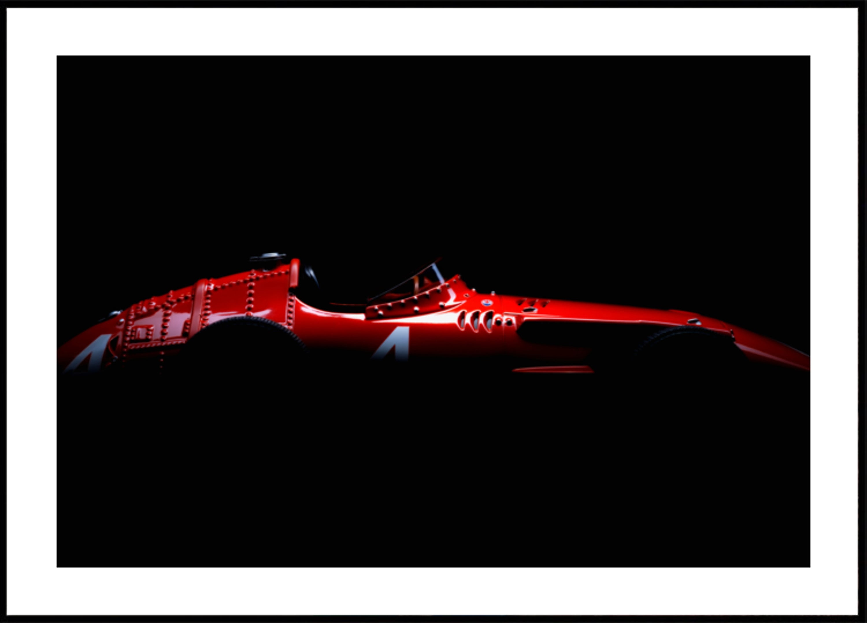 Auto da corsa rossa d'epoca