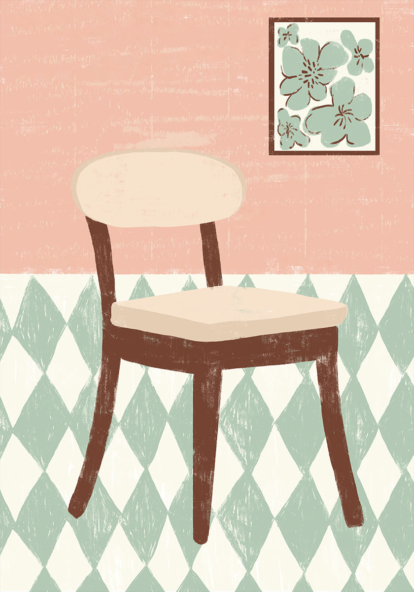 Una semplice illustrazione di una sedia in legno con un cuscino bianco, su un pavimento a scacchi rosa e verde e un'opera d'arte floreale incorniciata sulla parete.