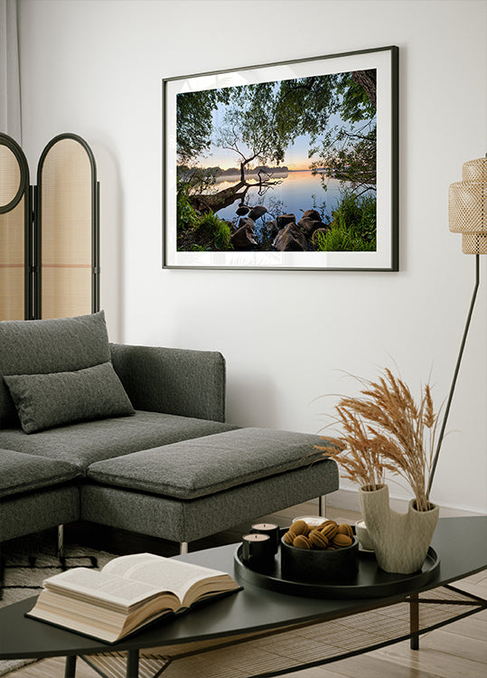 Poster con vista sul lago