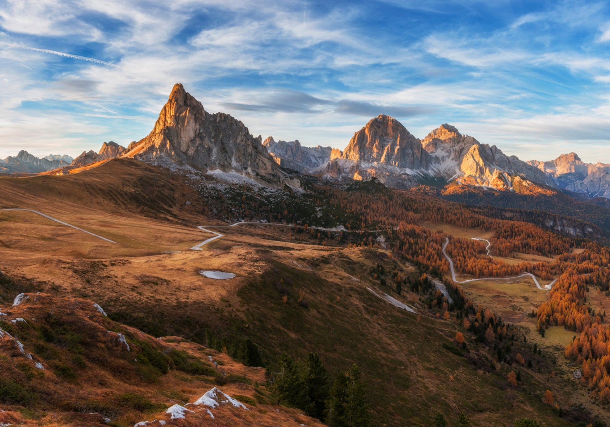 Montagne dorate d'autunno