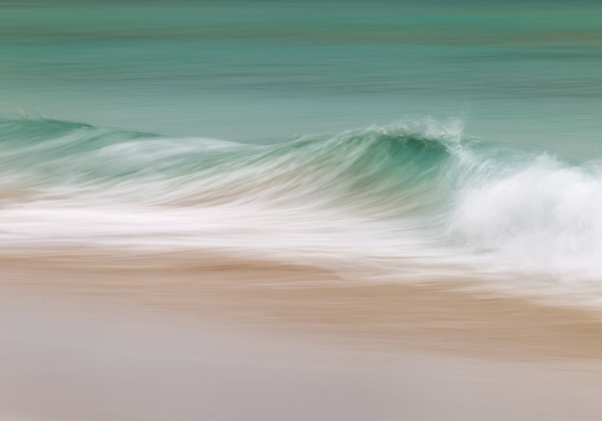 Onda dell'oceano sereno