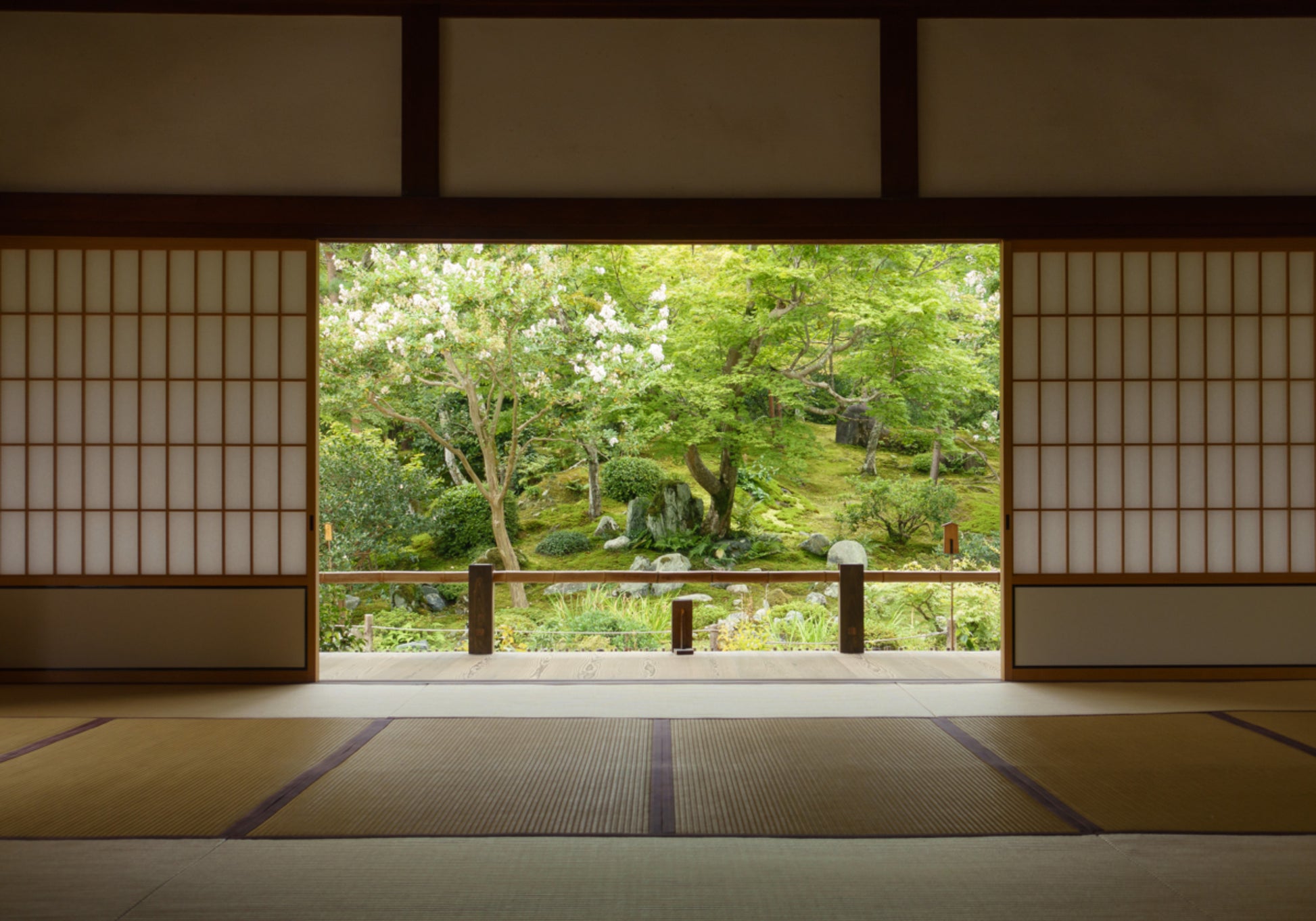 Vista sul giardino Zen