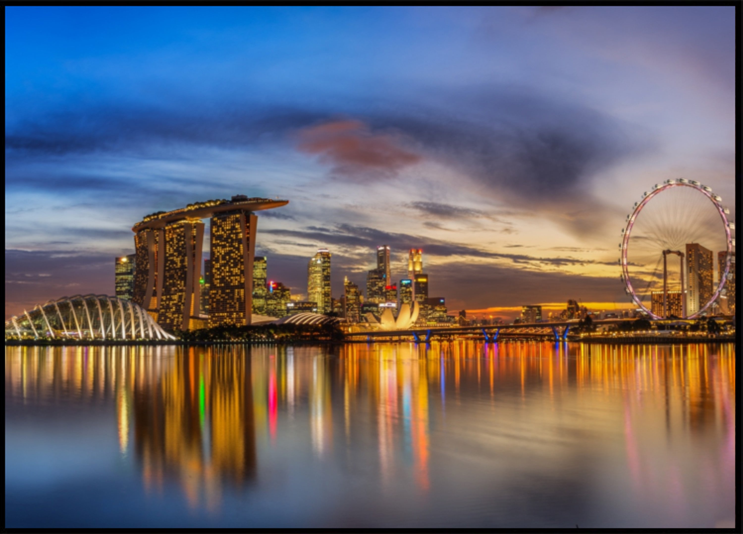 Bagliore crepuscolare di Marina Bay