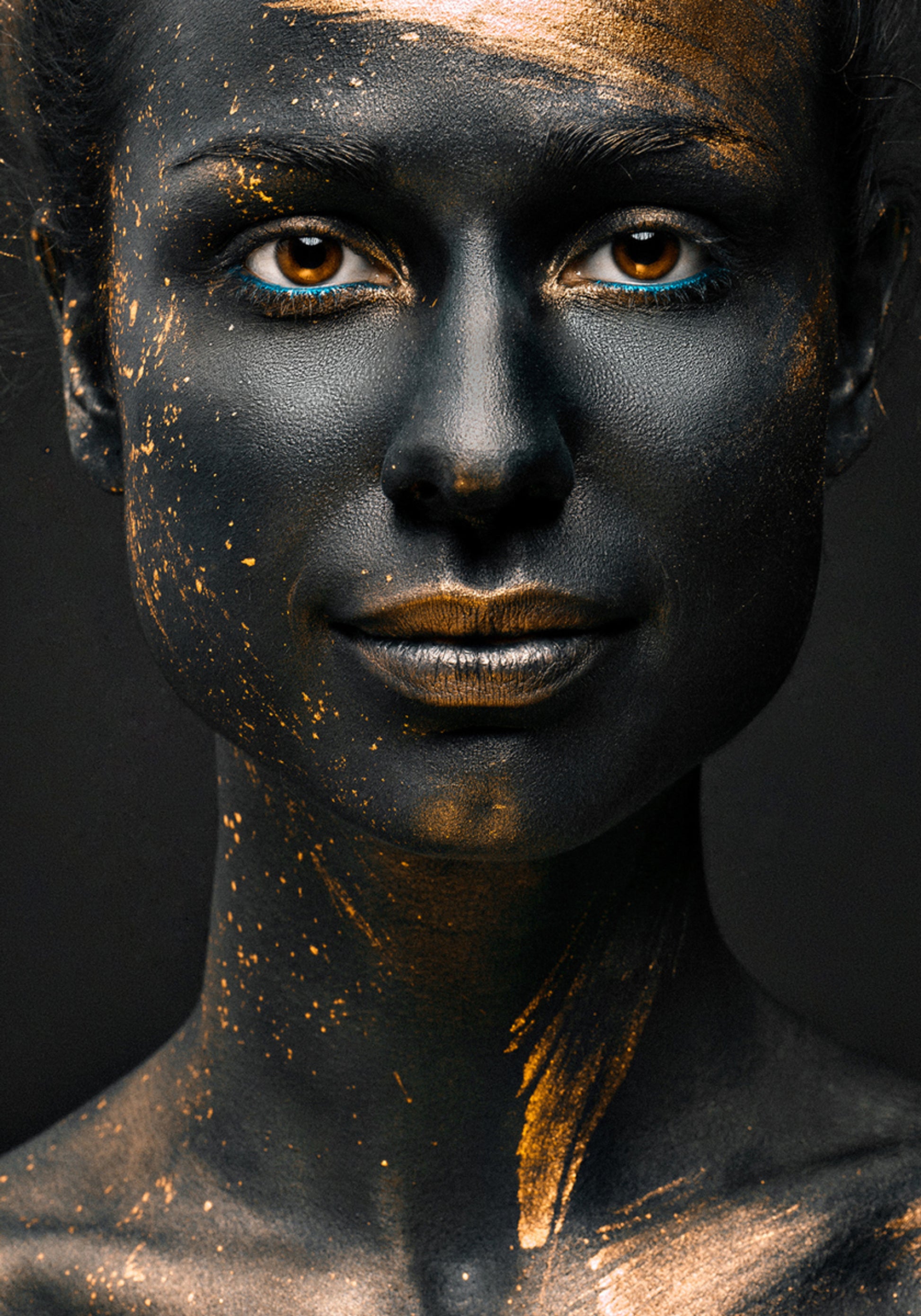 Ritratto di schizzi di oro nero