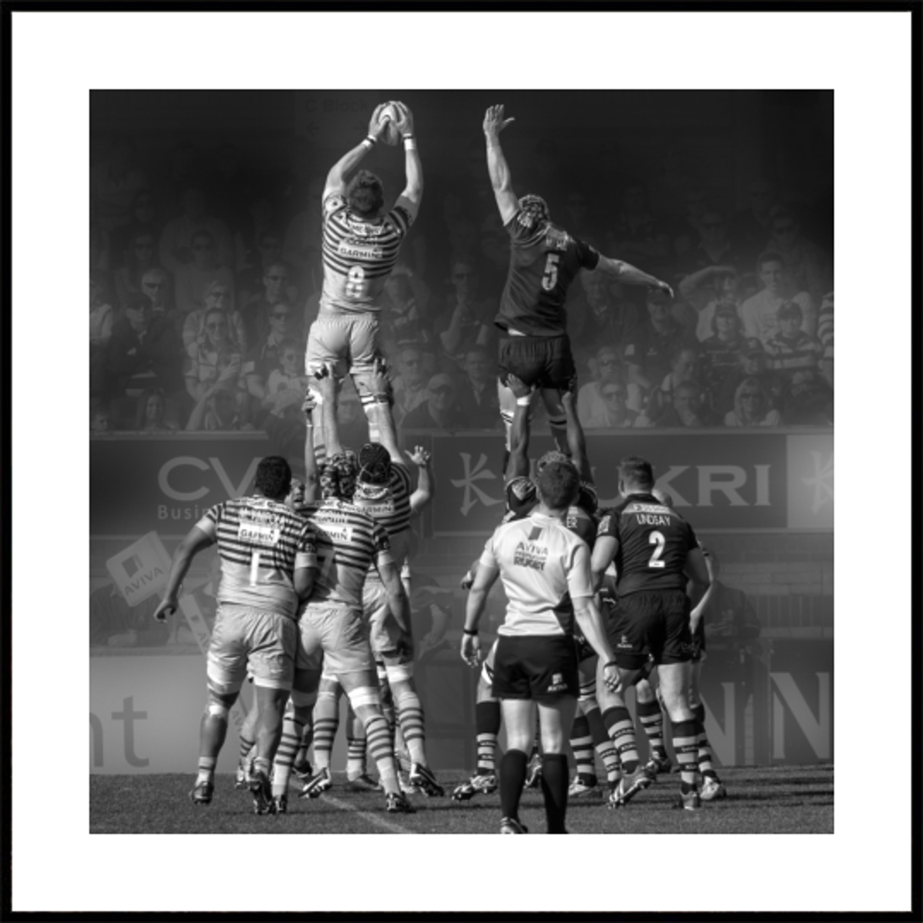 Azione di rimessa laterale nel rugby