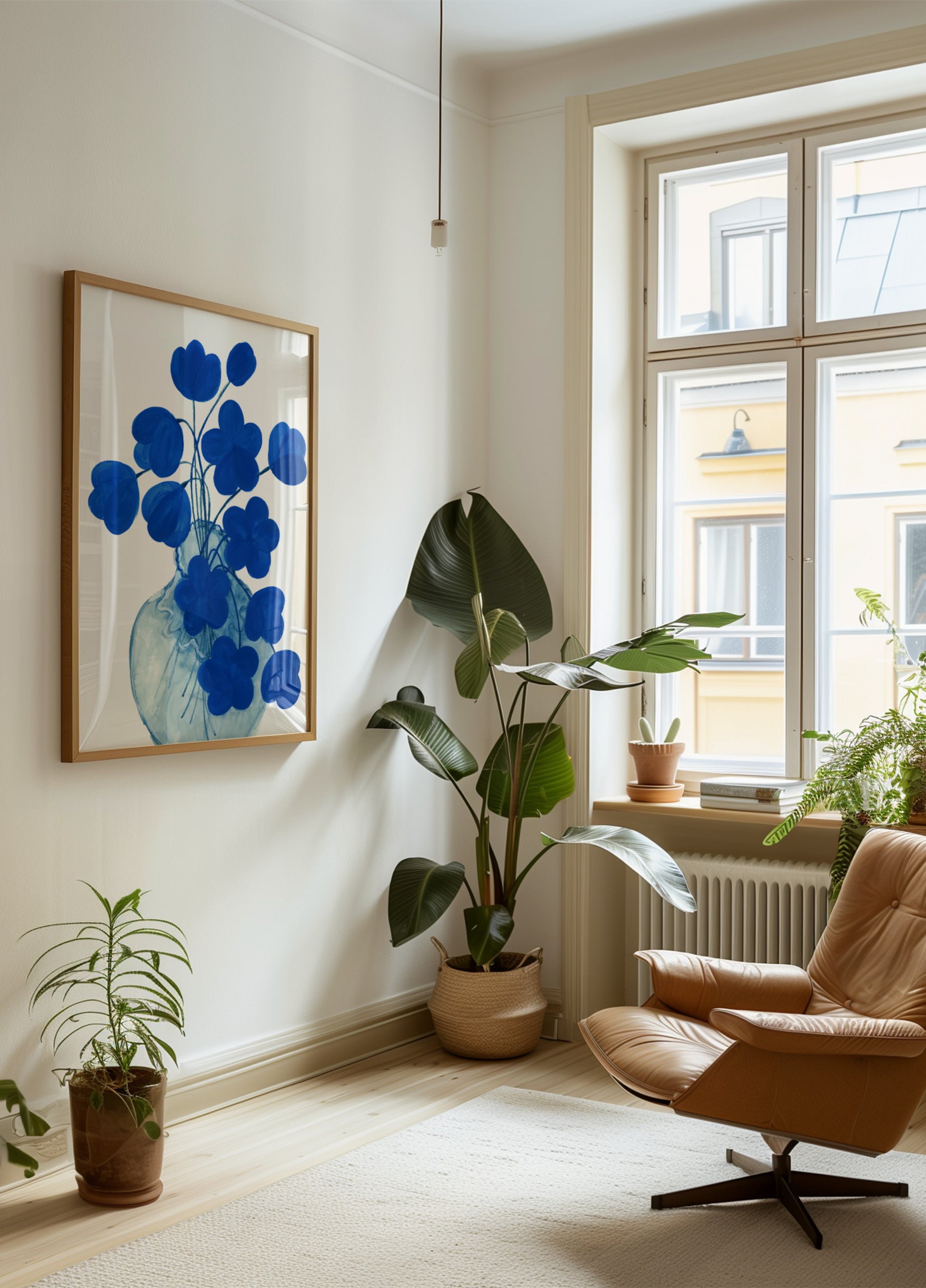 Vaso floreale blu intenso