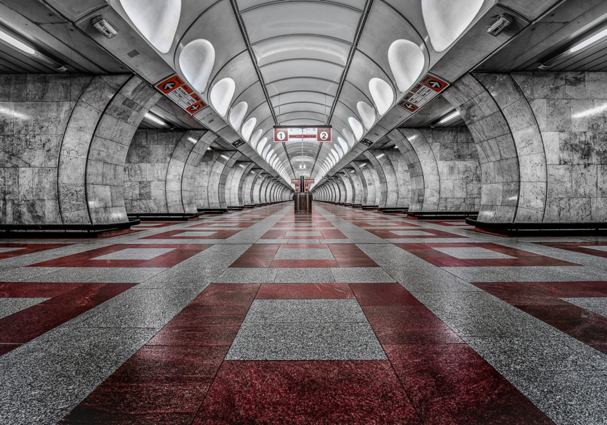 Geometria della metropolitana profonda
