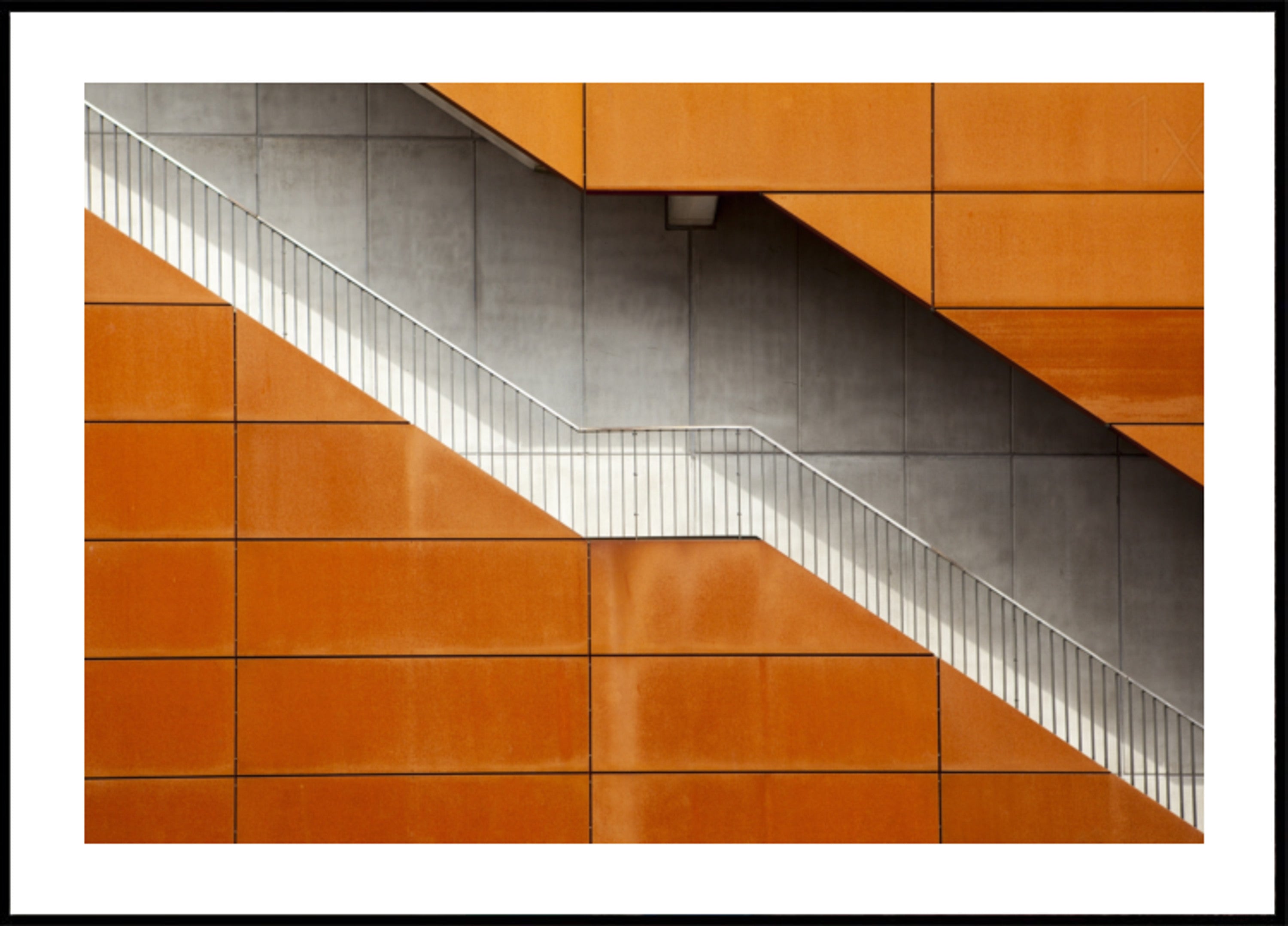 Scala diagonale arancione